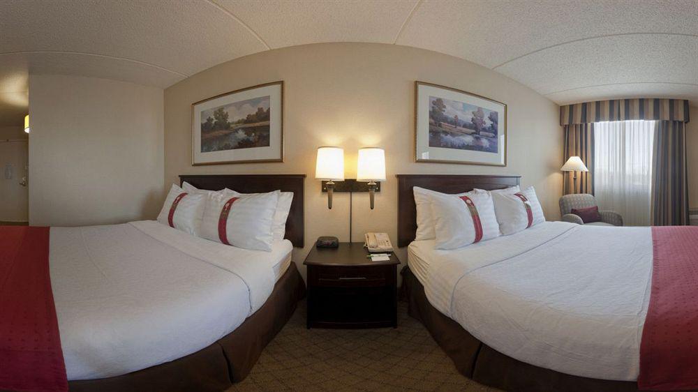 Doubletree By Hilton Neenah Exterior foto