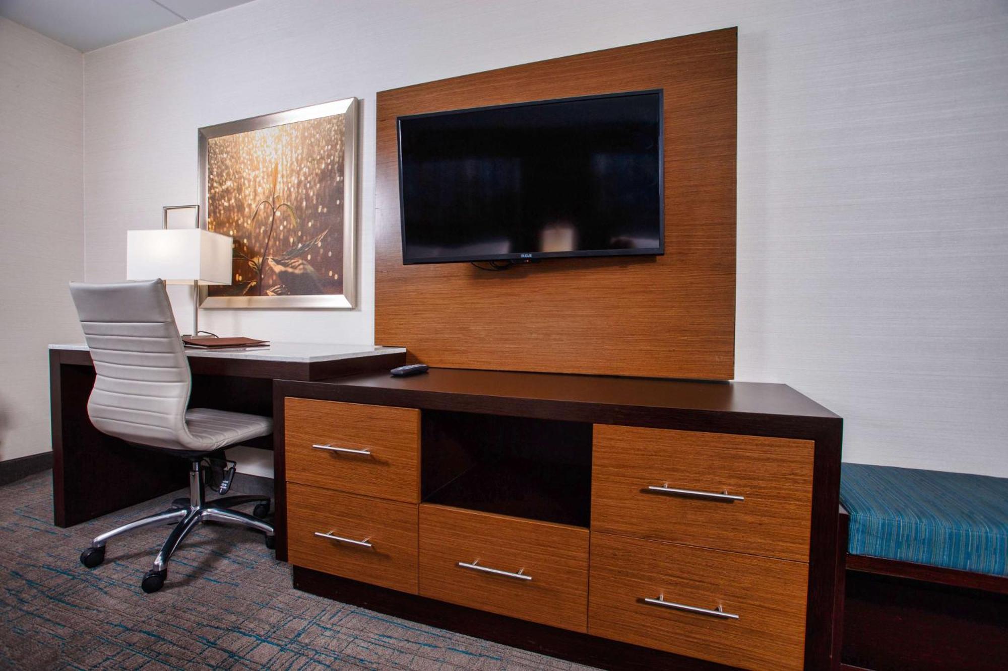 Doubletree By Hilton Neenah Exterior foto